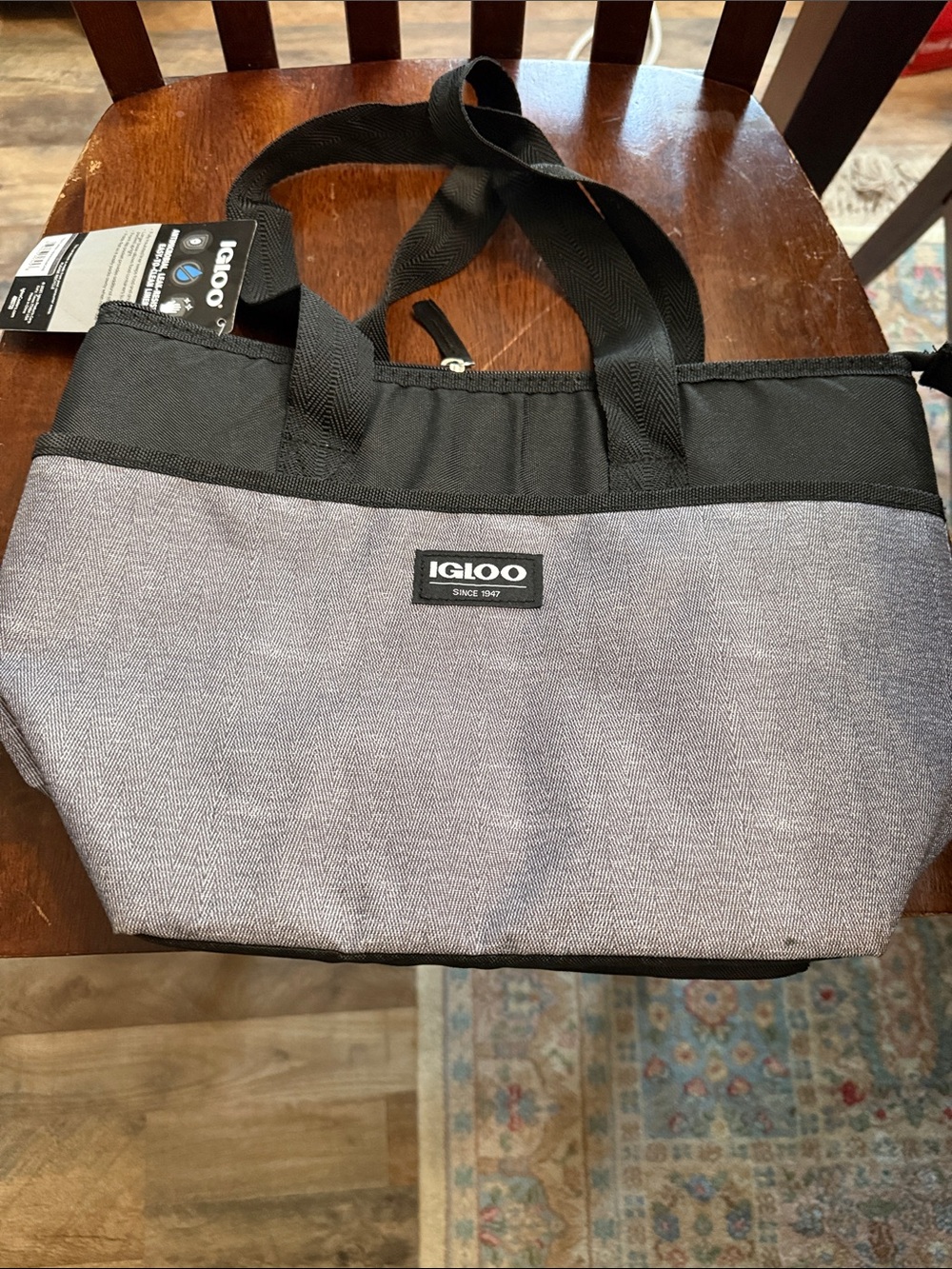 Igloo Gray and Black Insulated Tote Bag